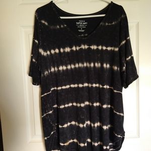 Torrid tie dye shirt